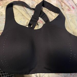 Lululemon Sports Bra 38DD Black gently used